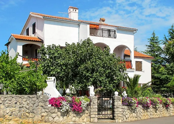 Dilly-2 By Interhome *